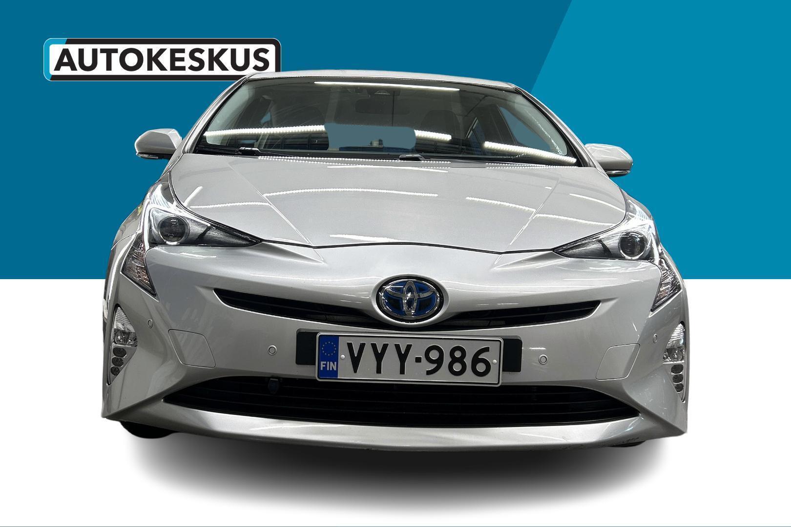 TOYOTA Prius 2016