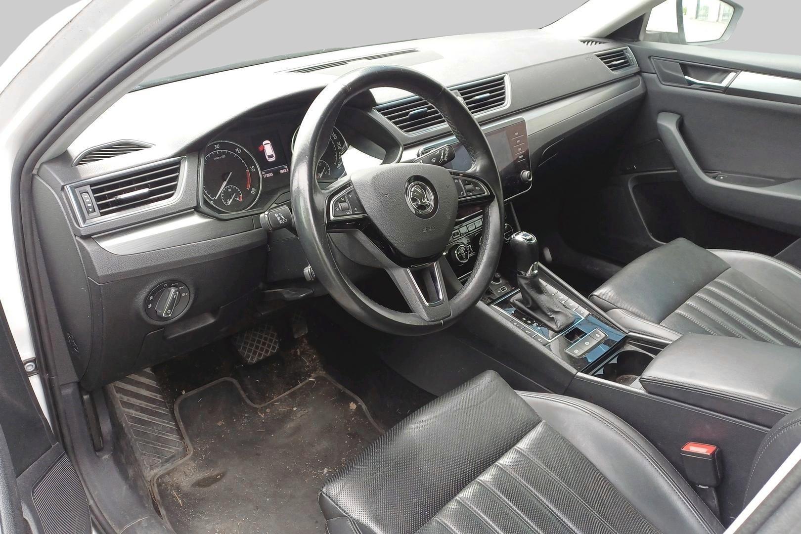 SKODA Superb 2018