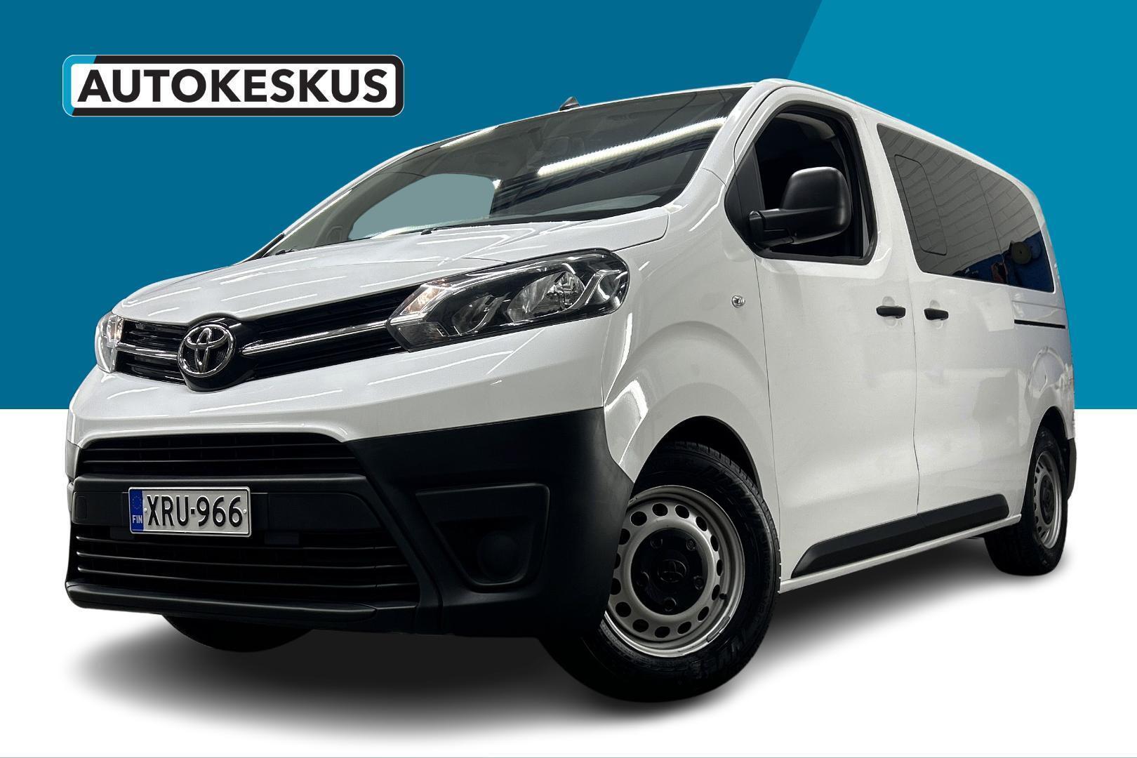 TOYOTA Proace Verso 1