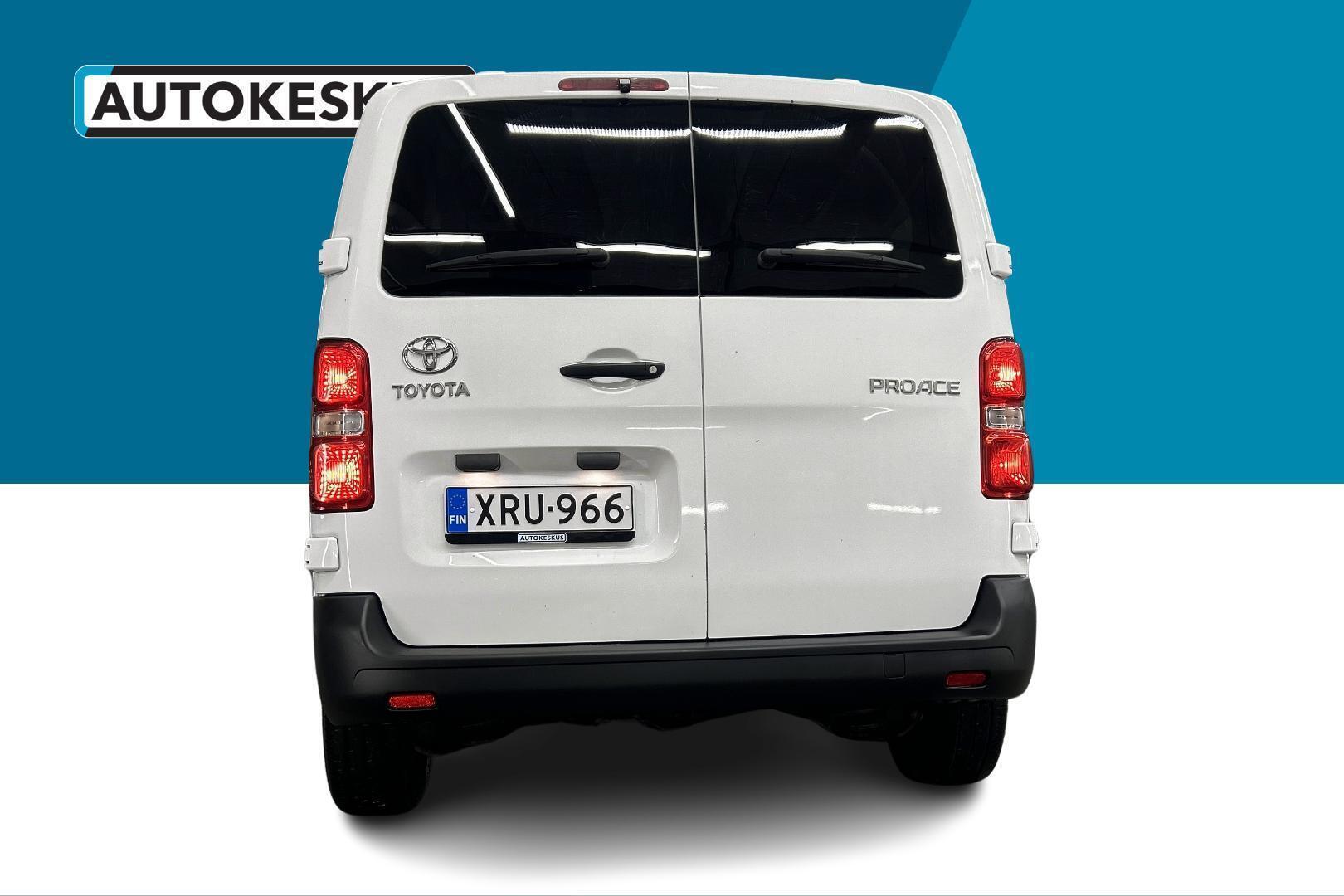 TOYOTA Proace Verso 6