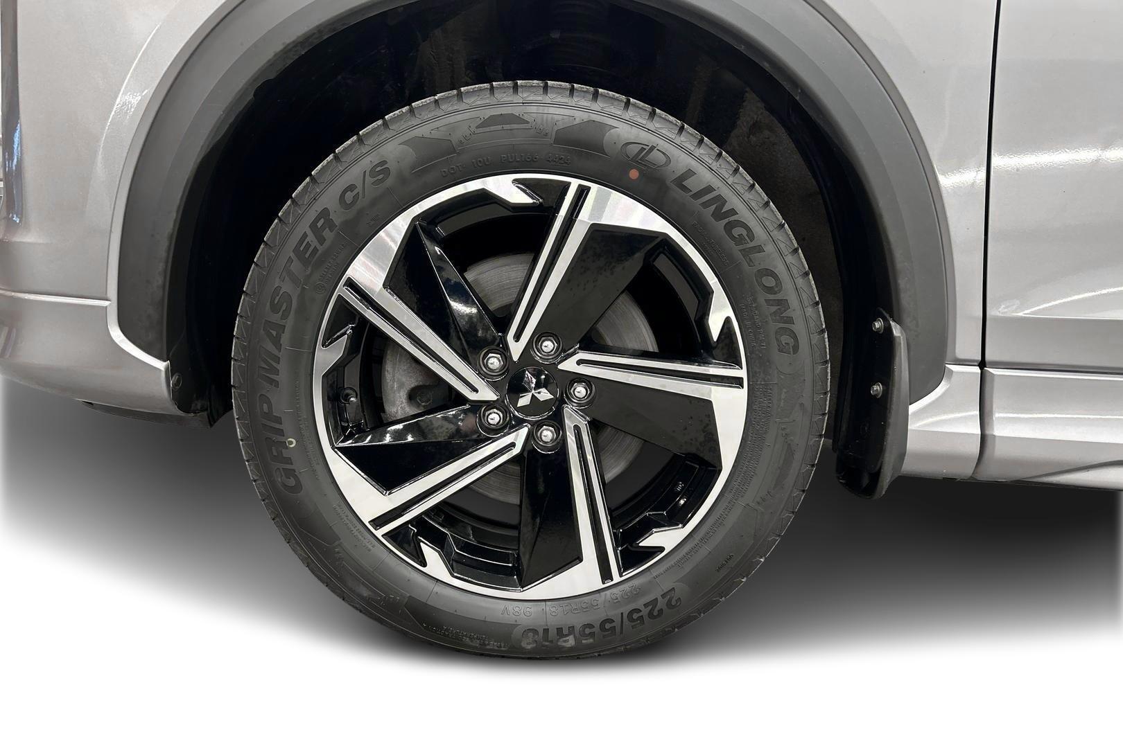 MITSUBISHI Eclipse Cross 13