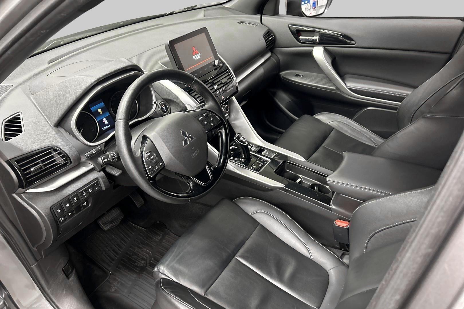 MITSUBISHI Eclipse Cross 9