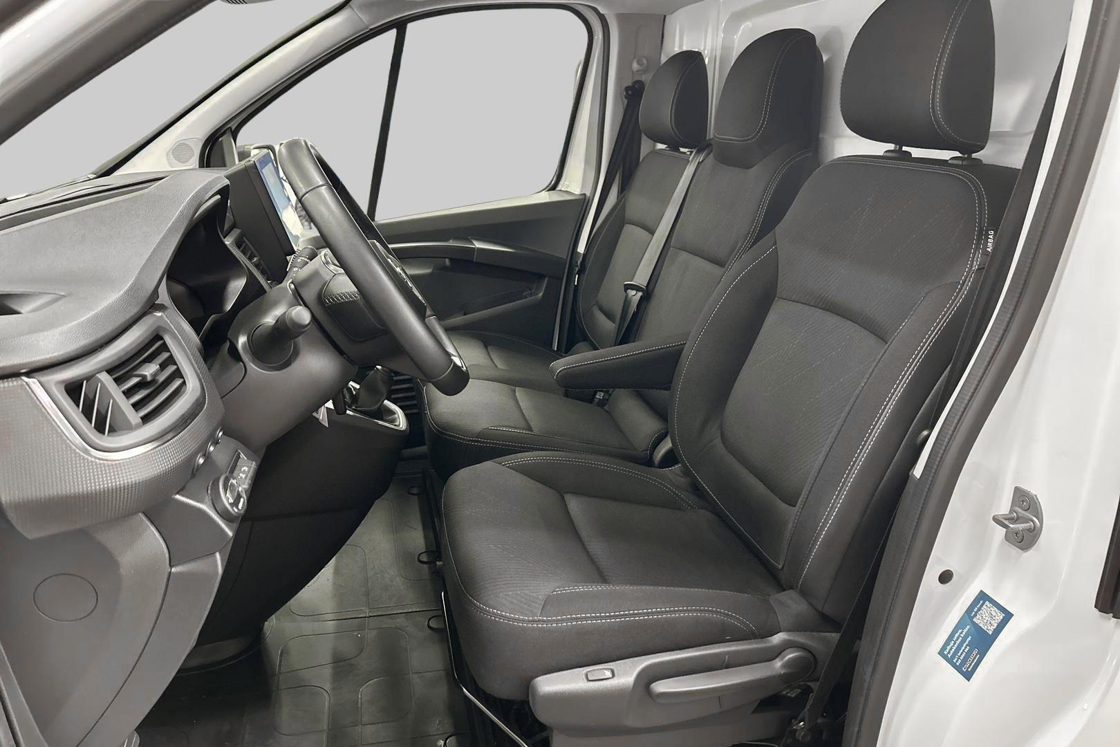 NISSAN Primastar 2024