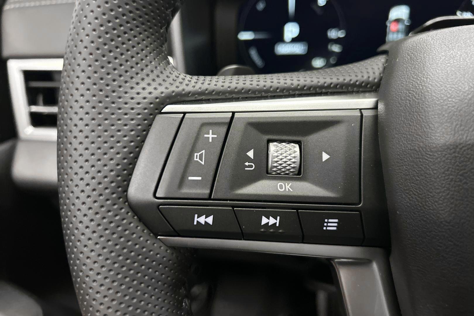 MITSUBISHI Outlander 2025