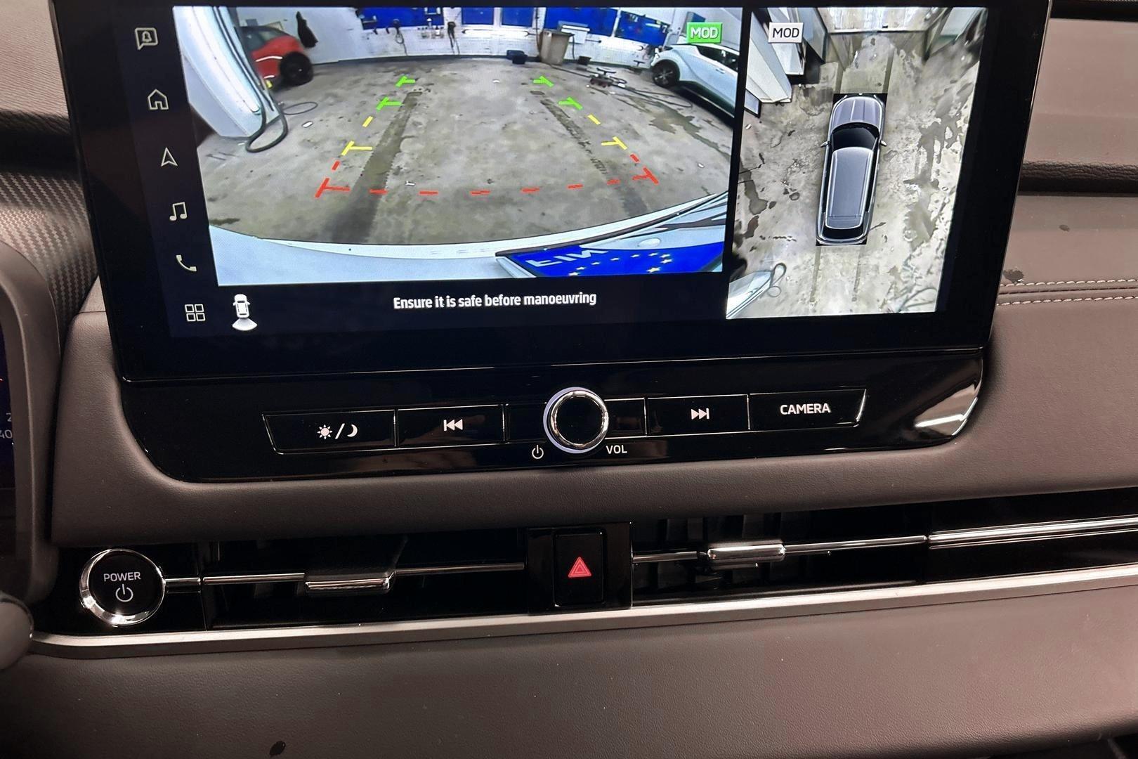 MITSUBISHI Outlander 2025