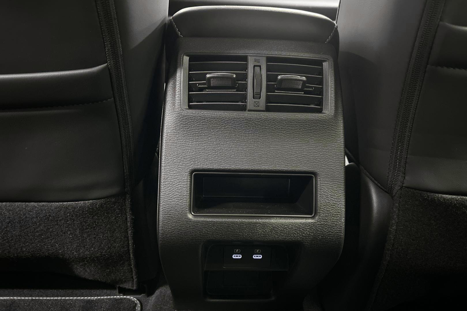 MITSUBISHI Outlander 2025