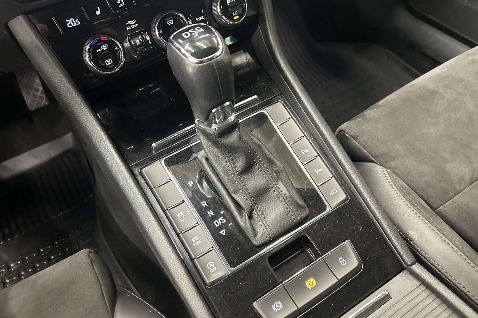 SKODA Superb 2019