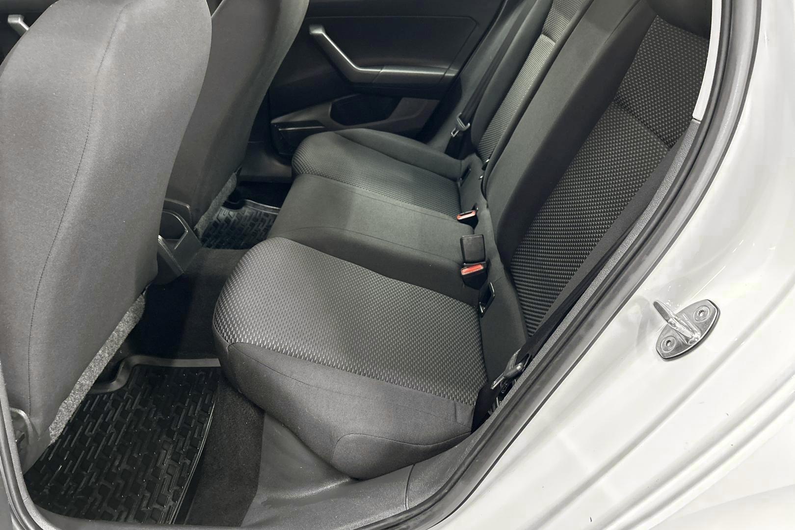 VOLKSWAGEN Polo 2021