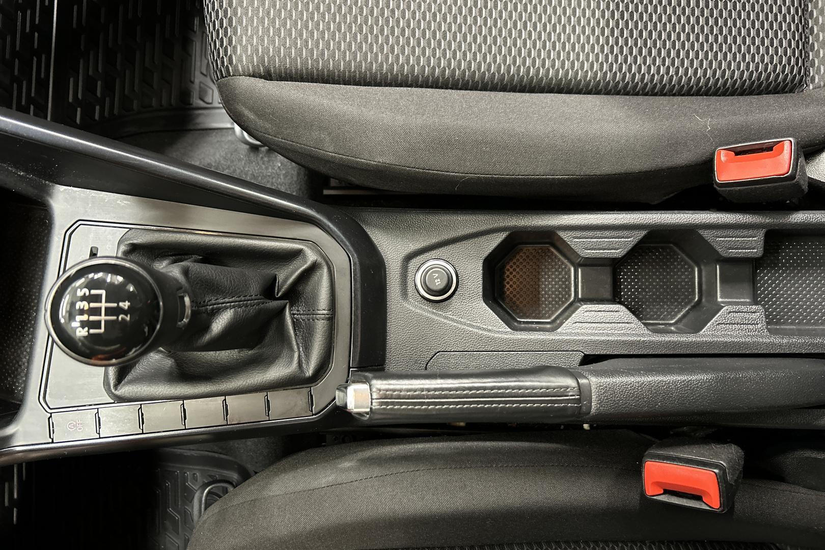 VOLKSWAGEN Polo 2021