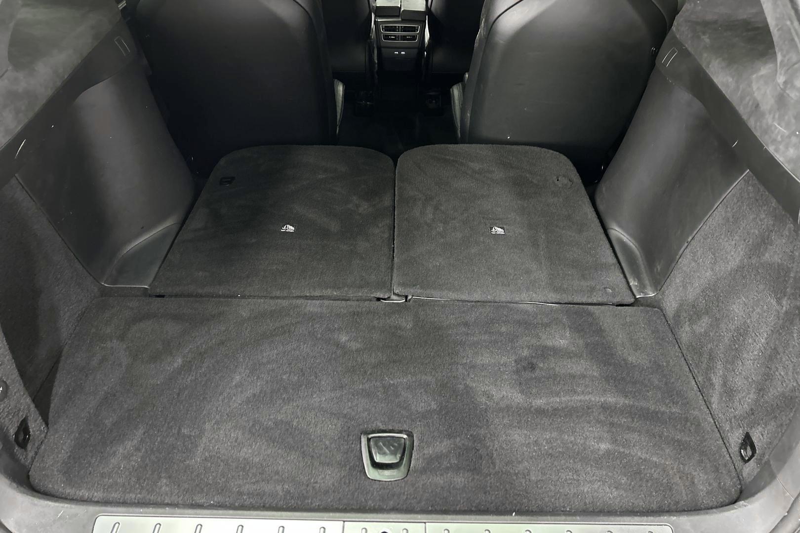 TESLA Model X 2017