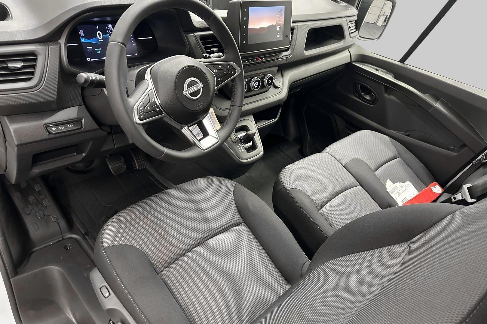 NISSAN Primastar 9