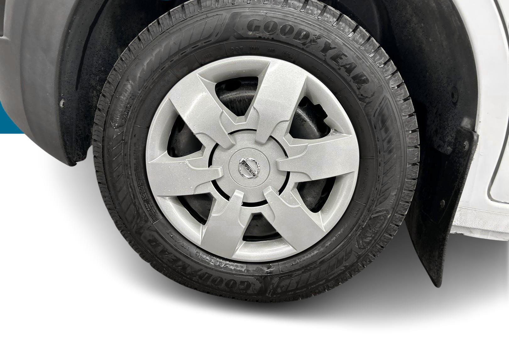 NISSAN NV400 2020