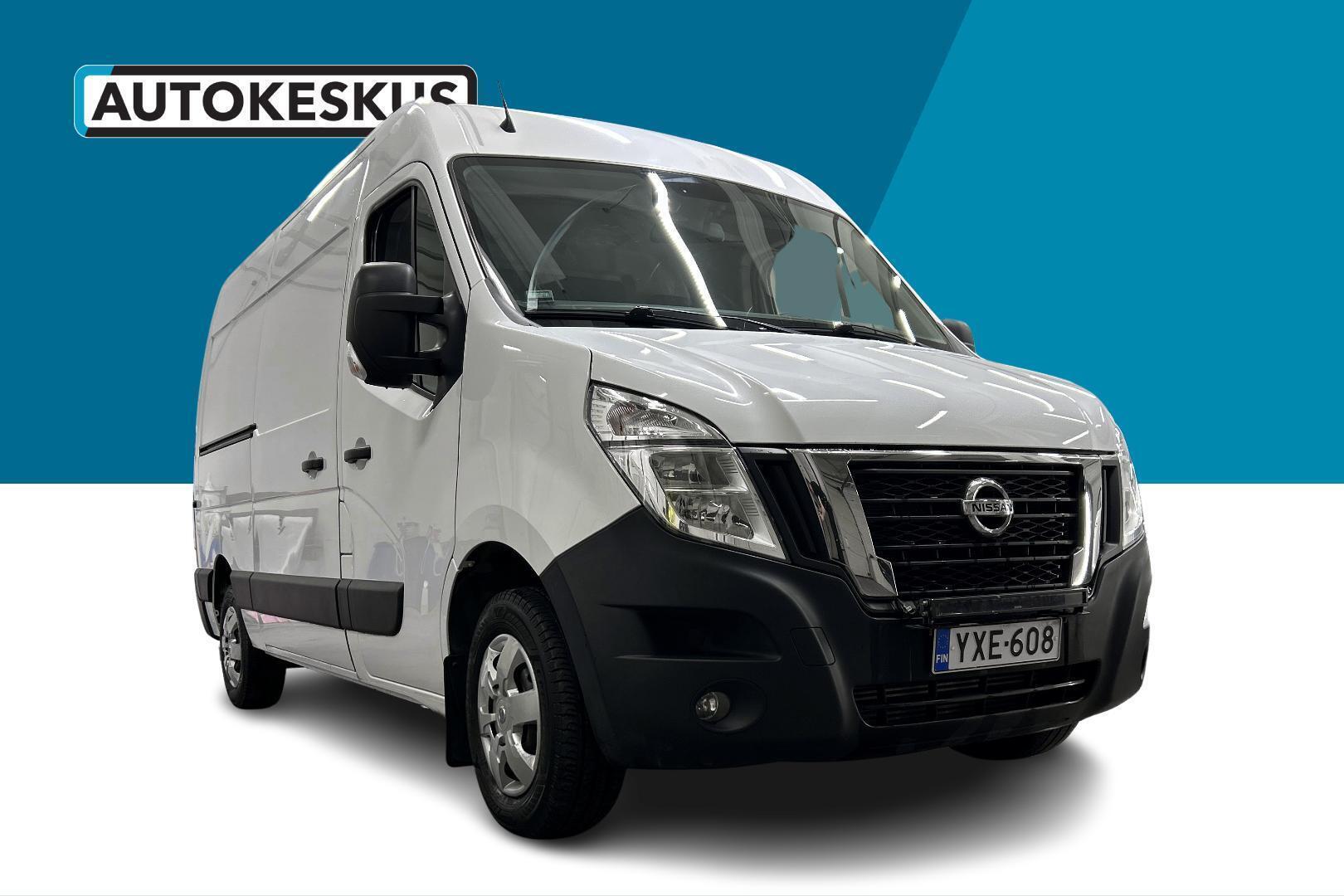 NISSAN NV400 2020