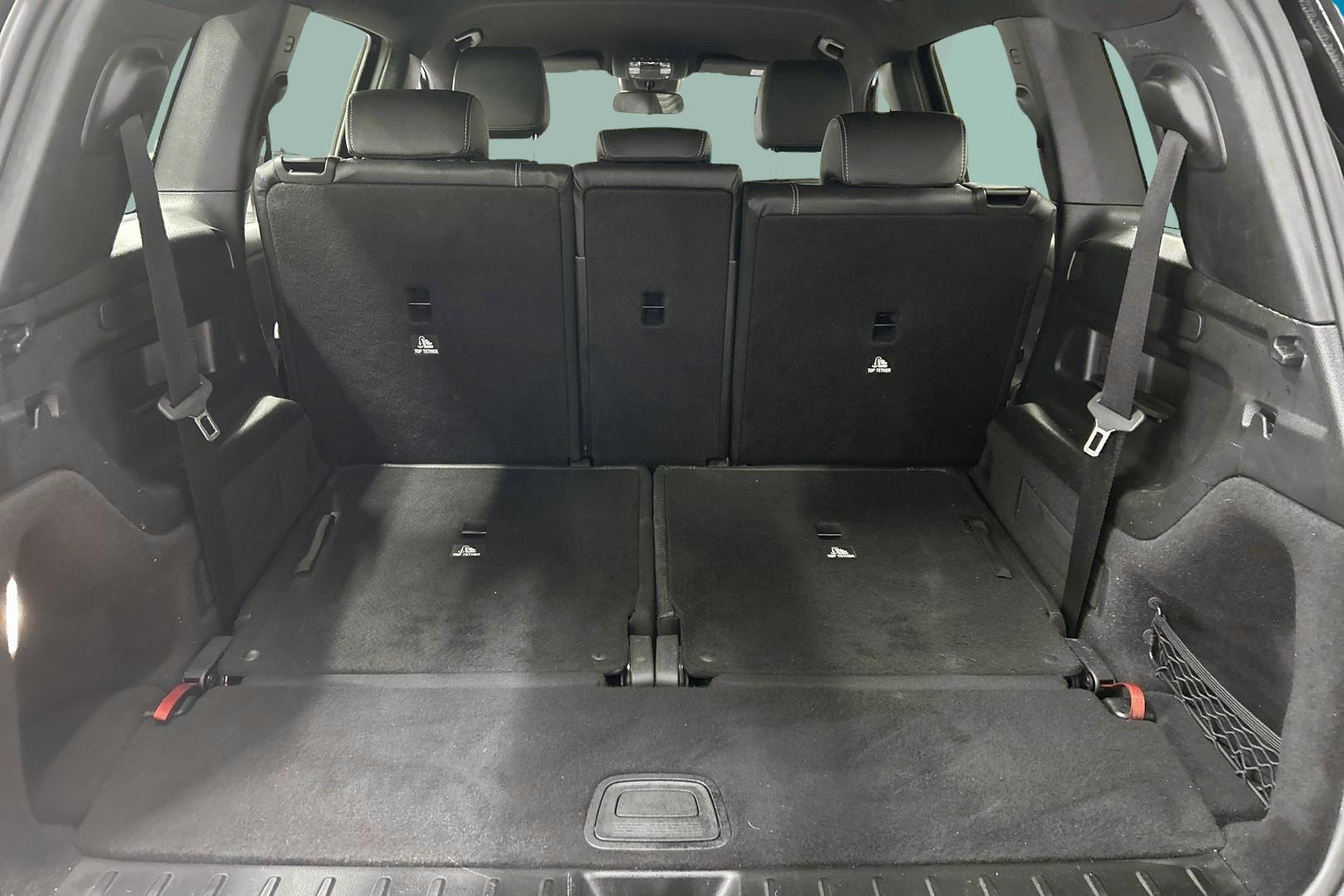 MERCEDES-BENZ GLB 2021