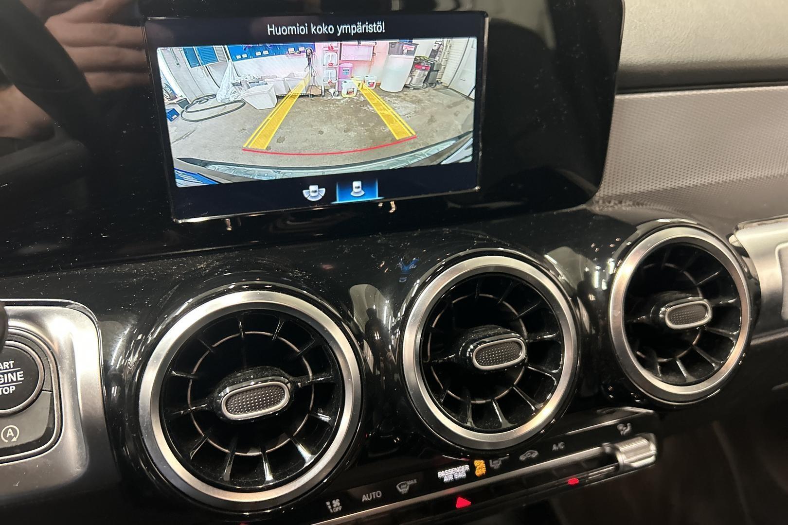 MERCEDES-BENZ GLB 2021