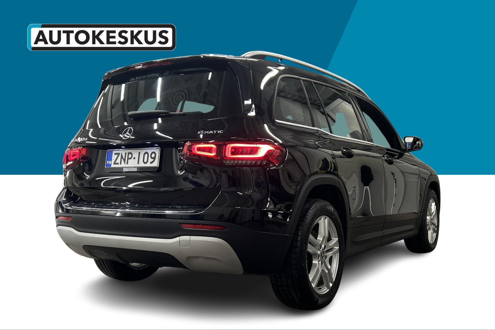 MERCEDES-BENZ GLB 2021