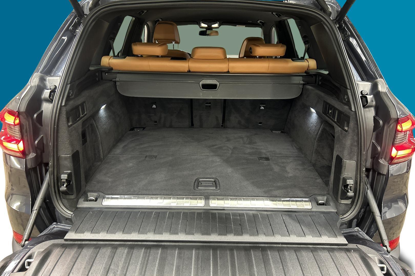 BMW X5 12