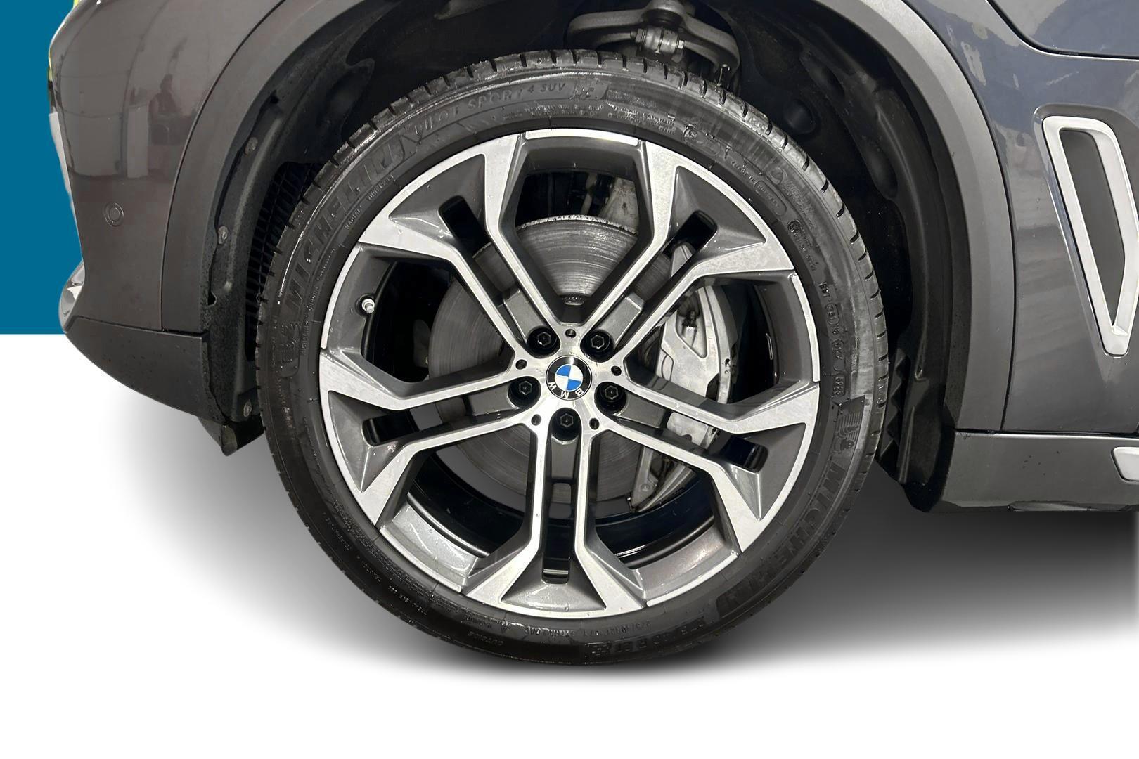 BMW X5 13