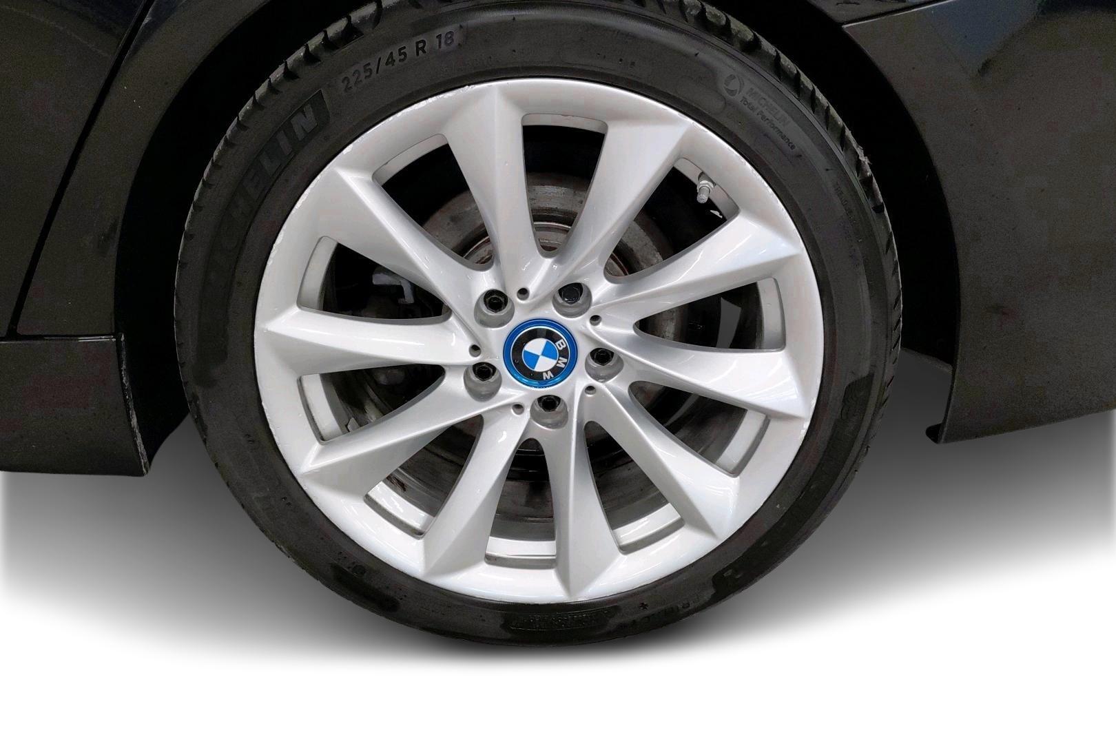 BMW 3-sarja 2017