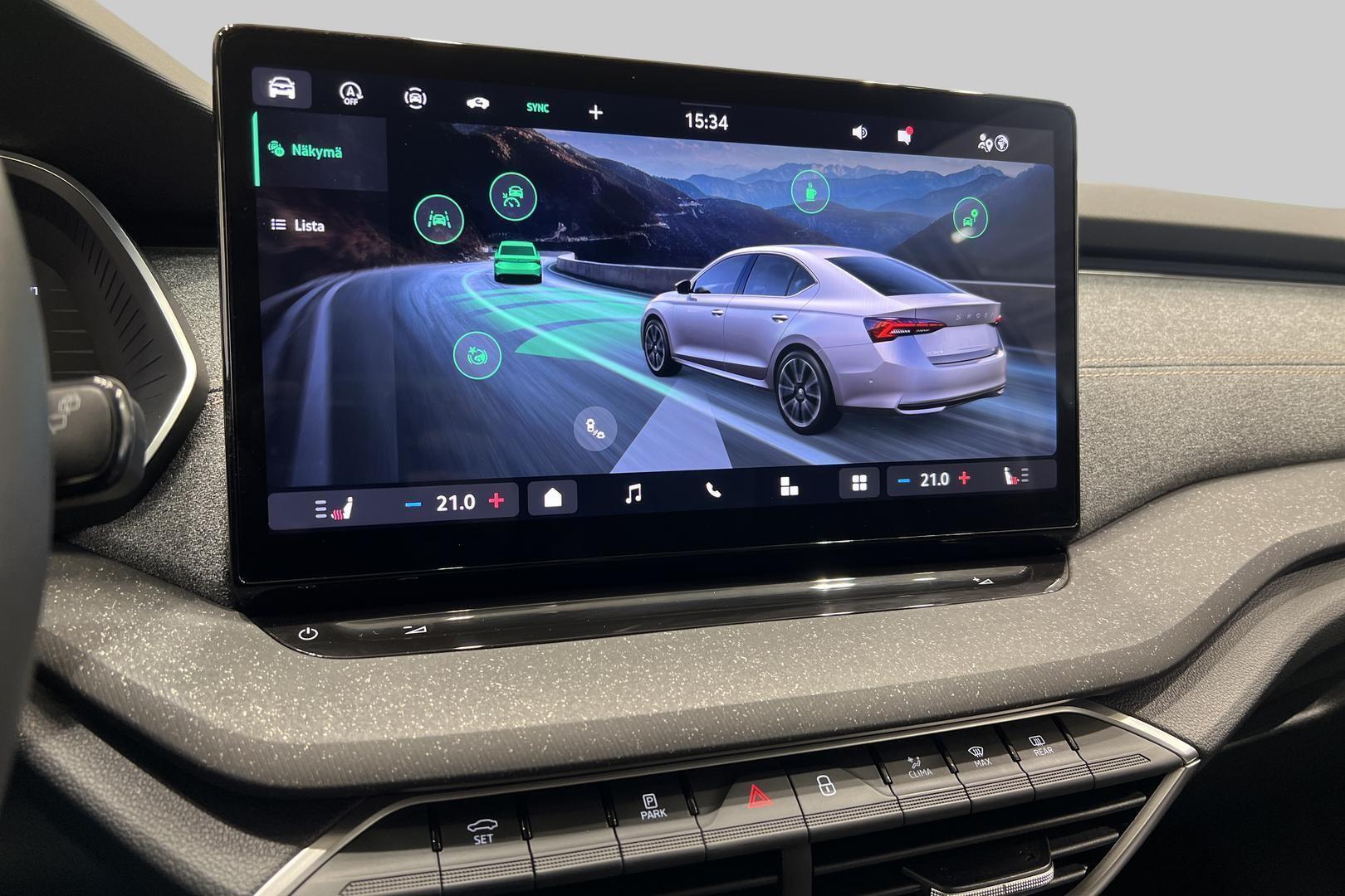 SKODA OCTAVIA 2025