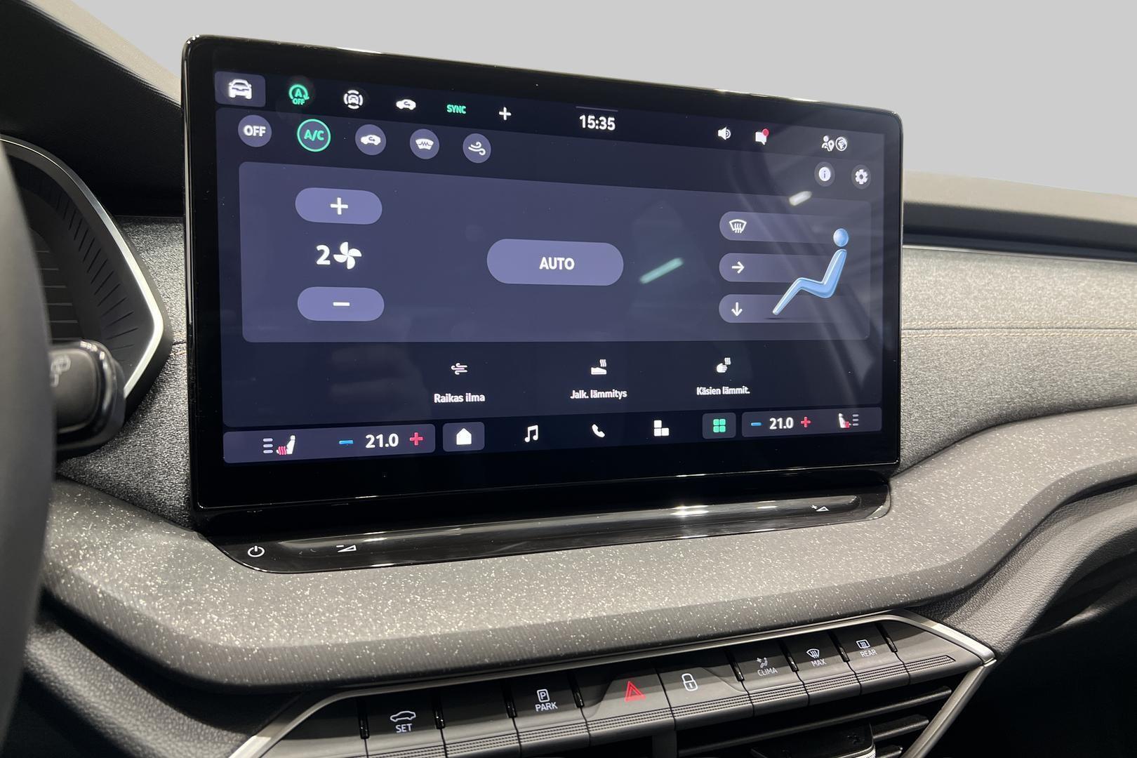 SKODA OCTAVIA 2025