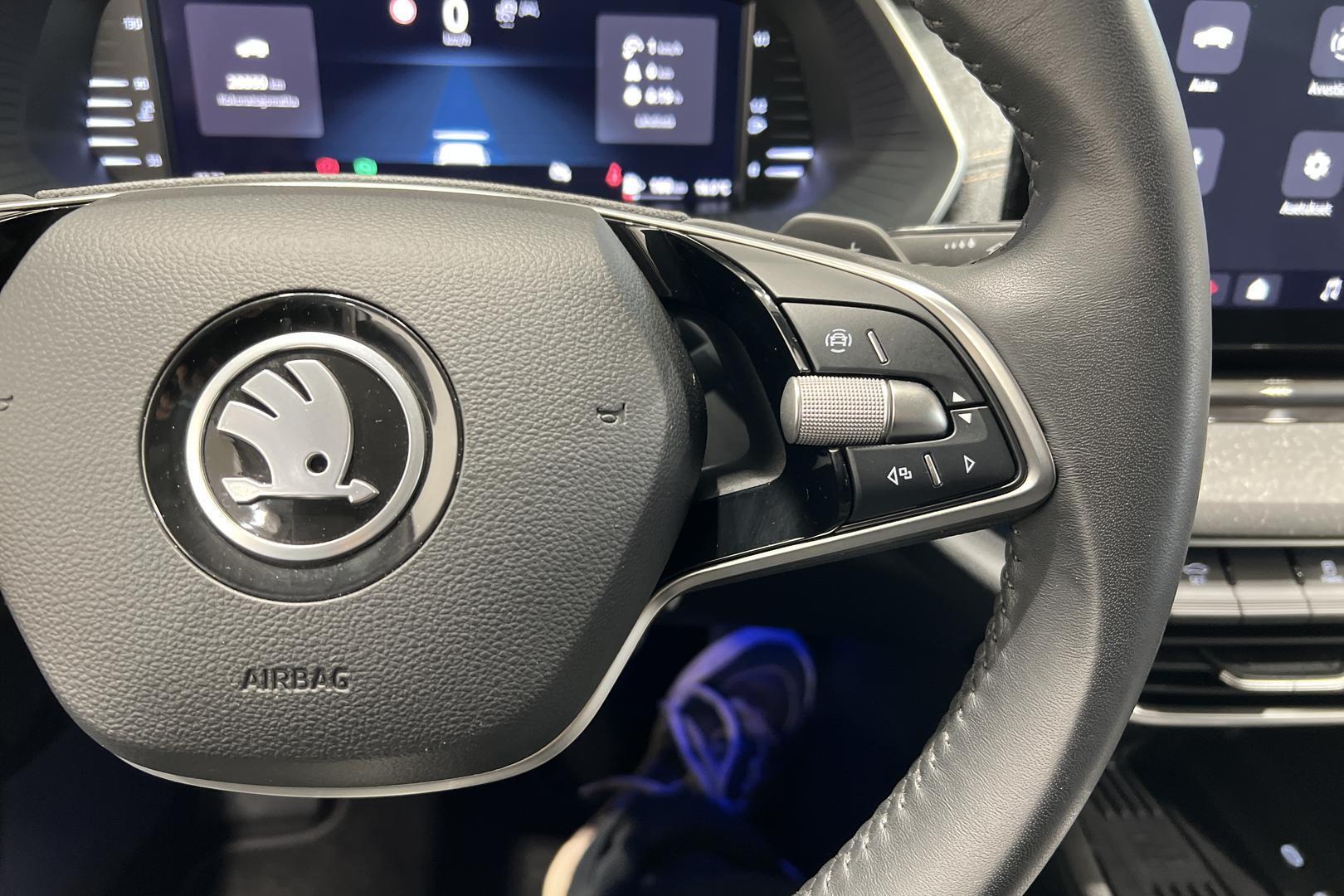 SKODA OCTAVIA 2025