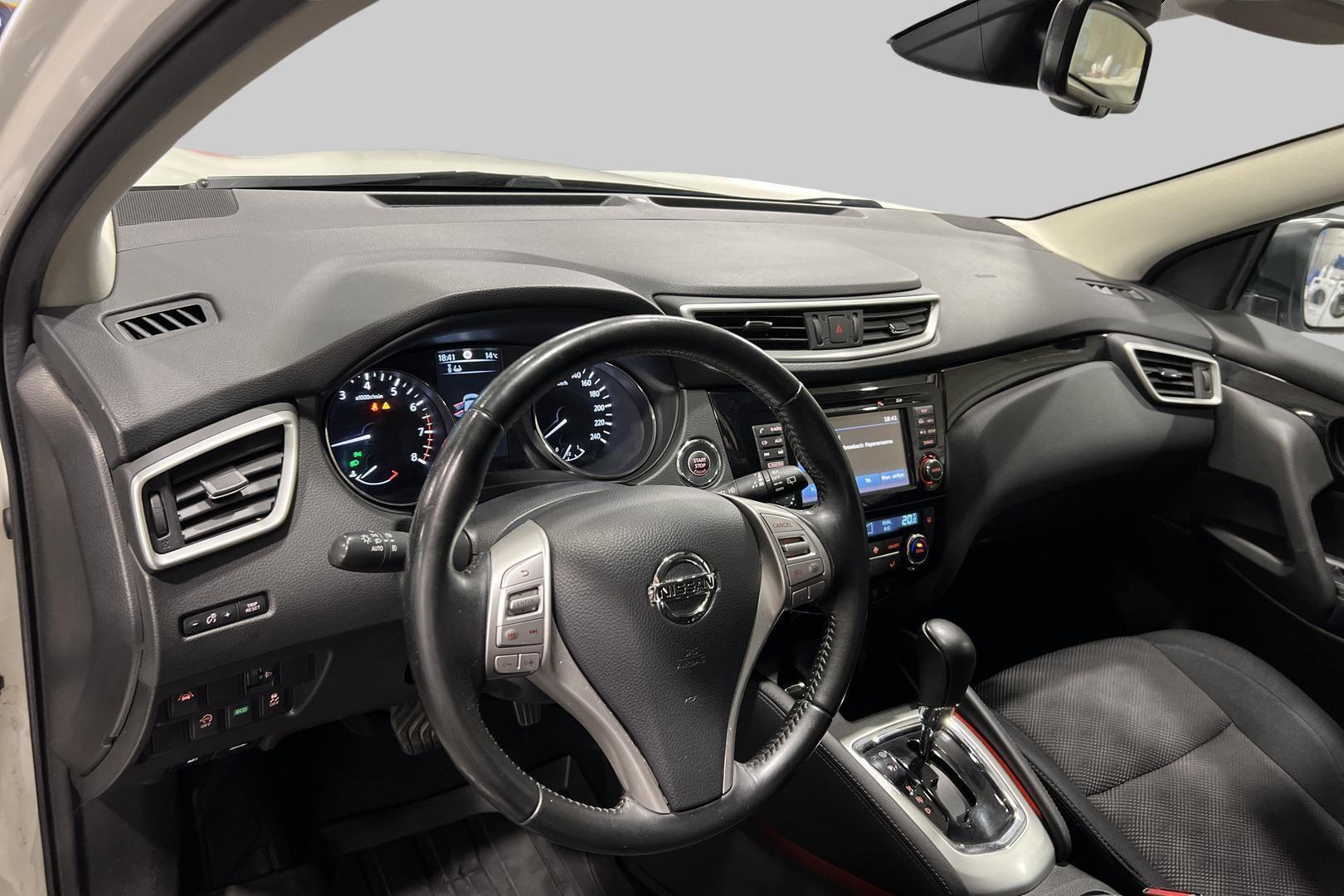 NISSAN Qashqai 11
