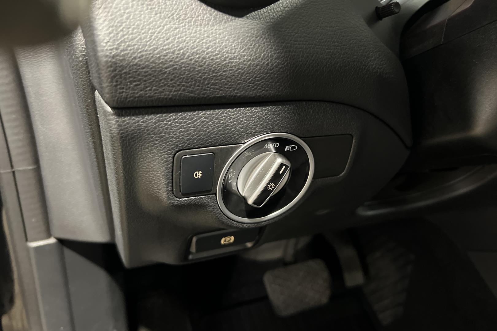 MERCEDES-BENZ CLA 2015