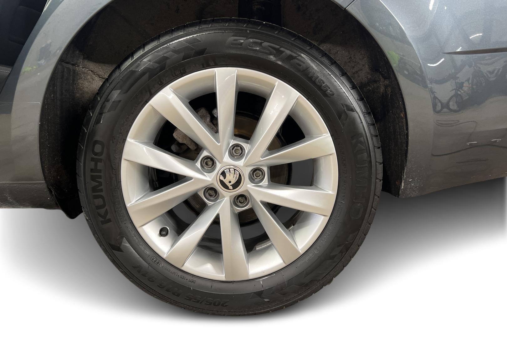 SKODA Octavia 2019