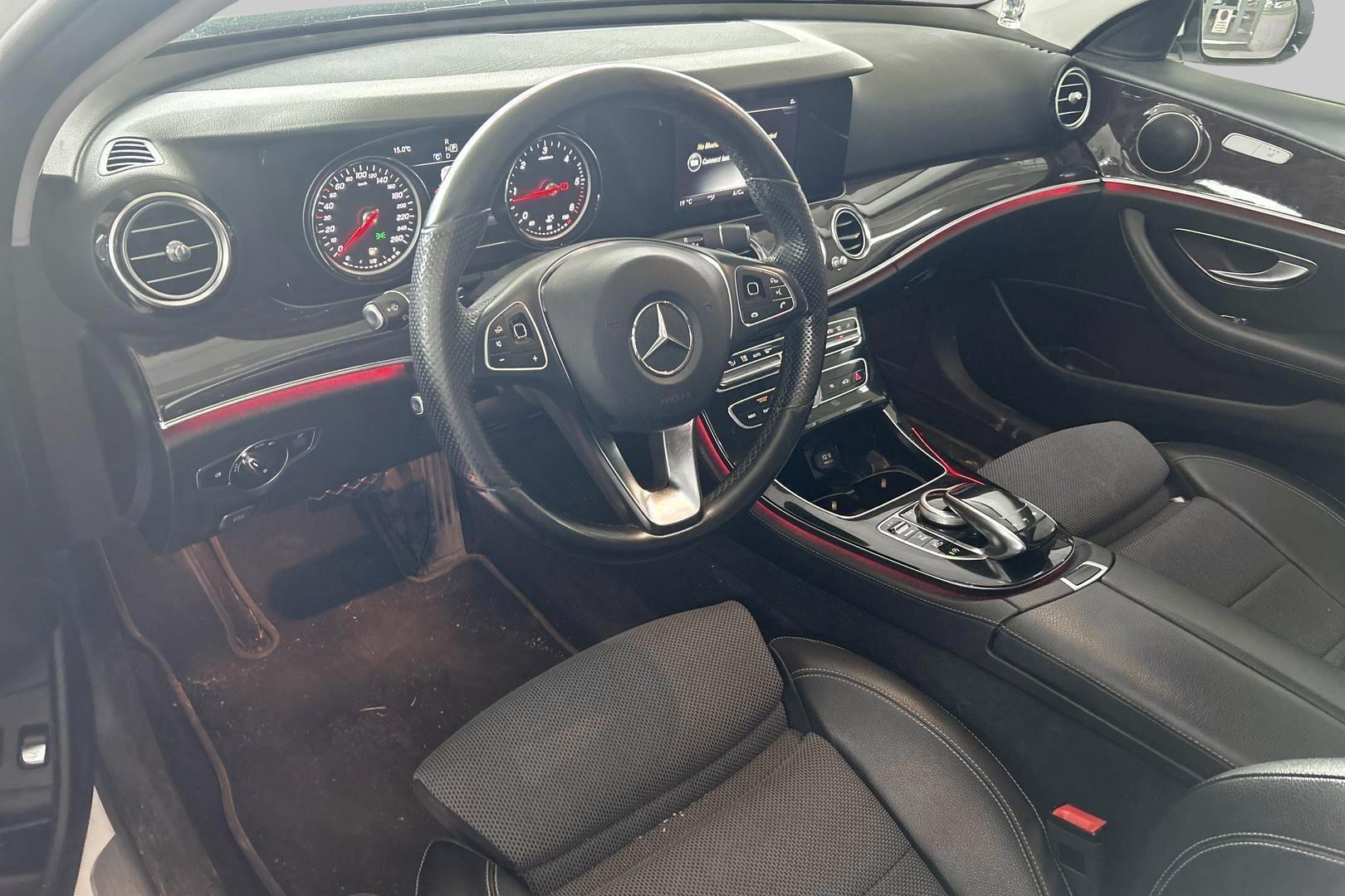 MERCEDES-BENZ E 2017