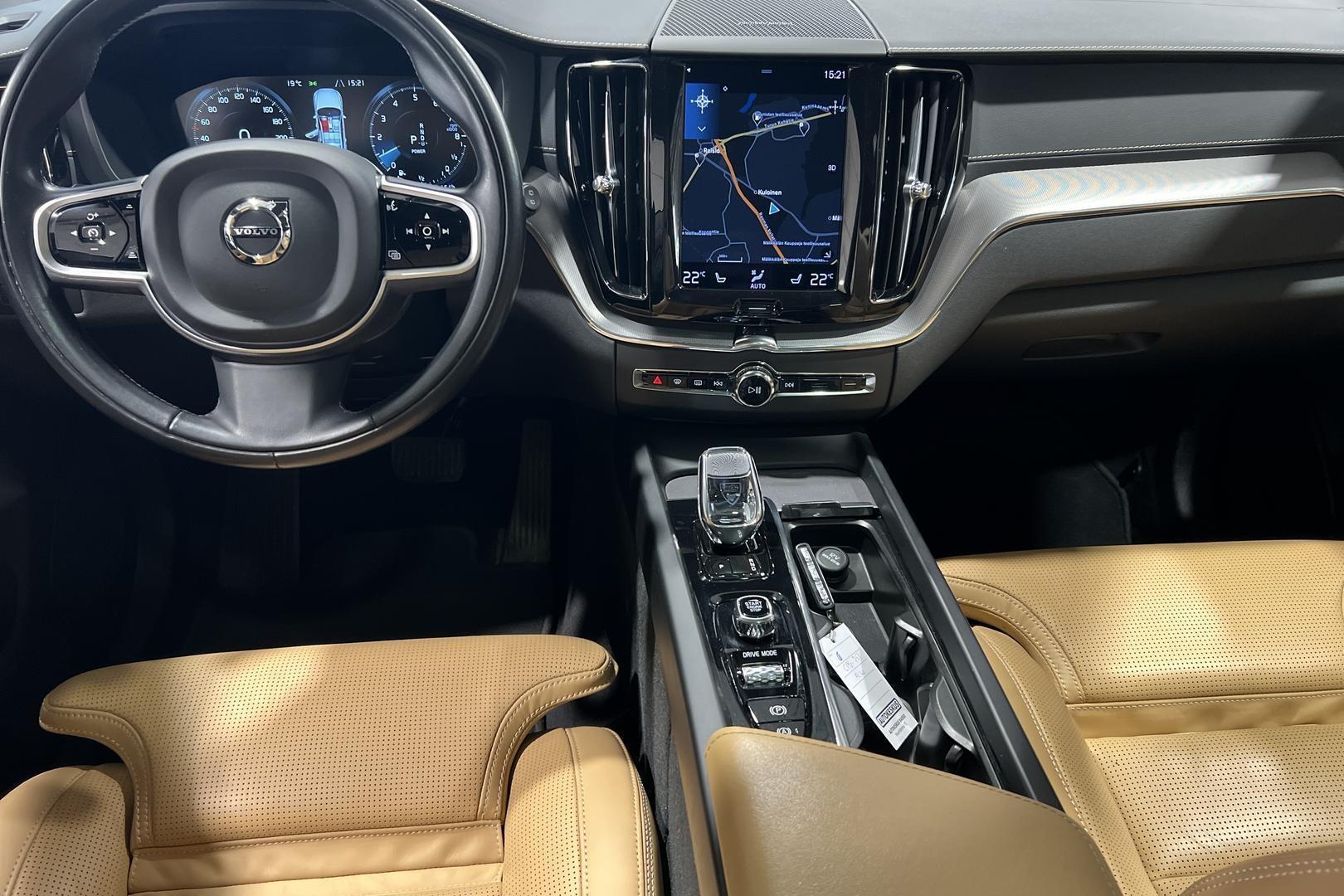 VOLVO XC60 11