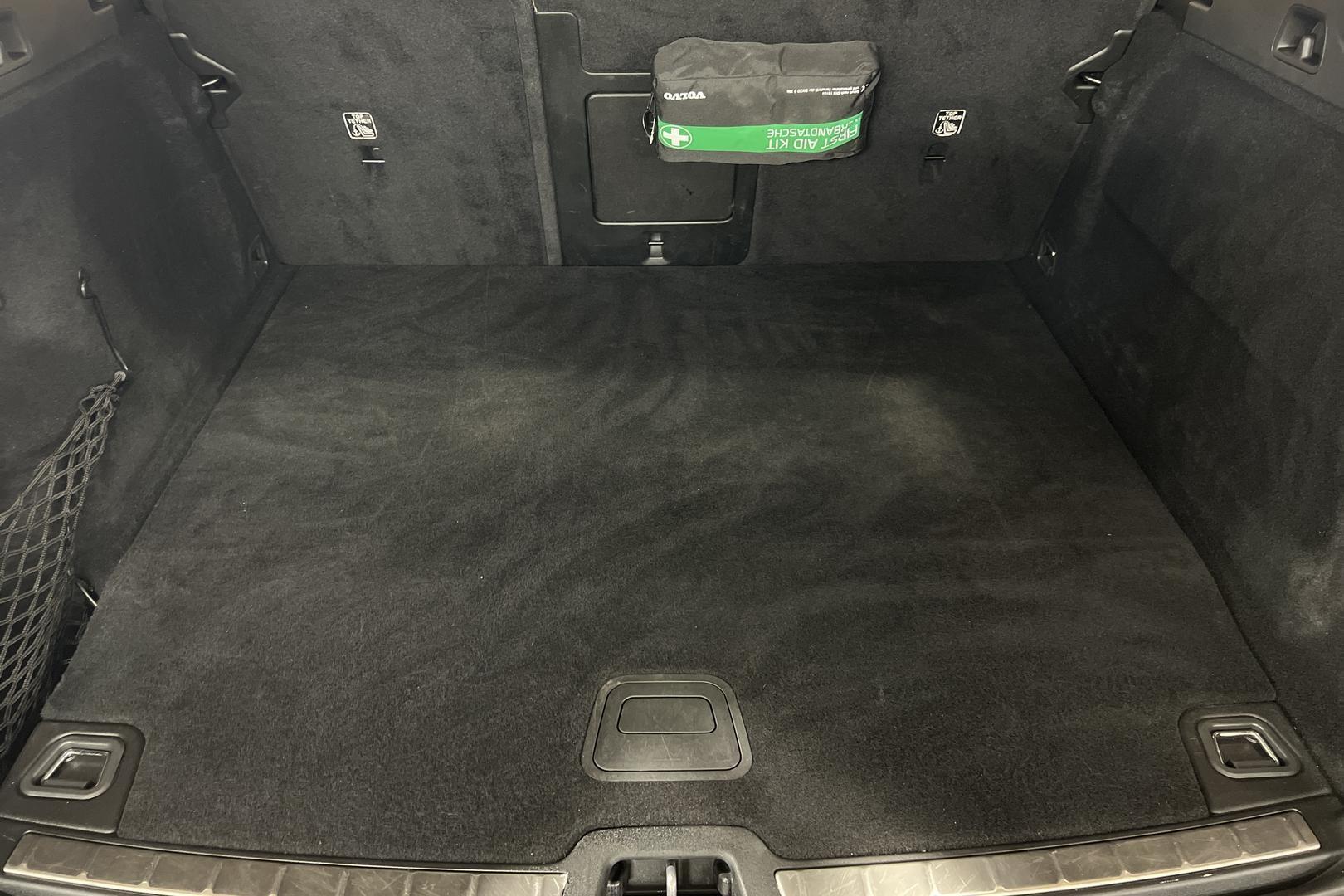VOLVO XC60 12