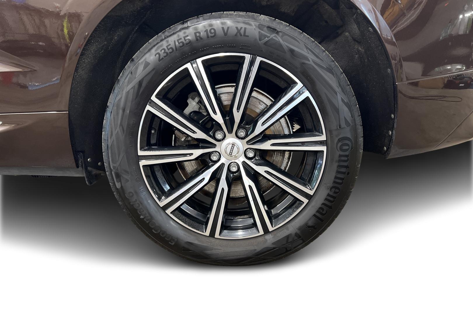 VOLVO XC60 13
