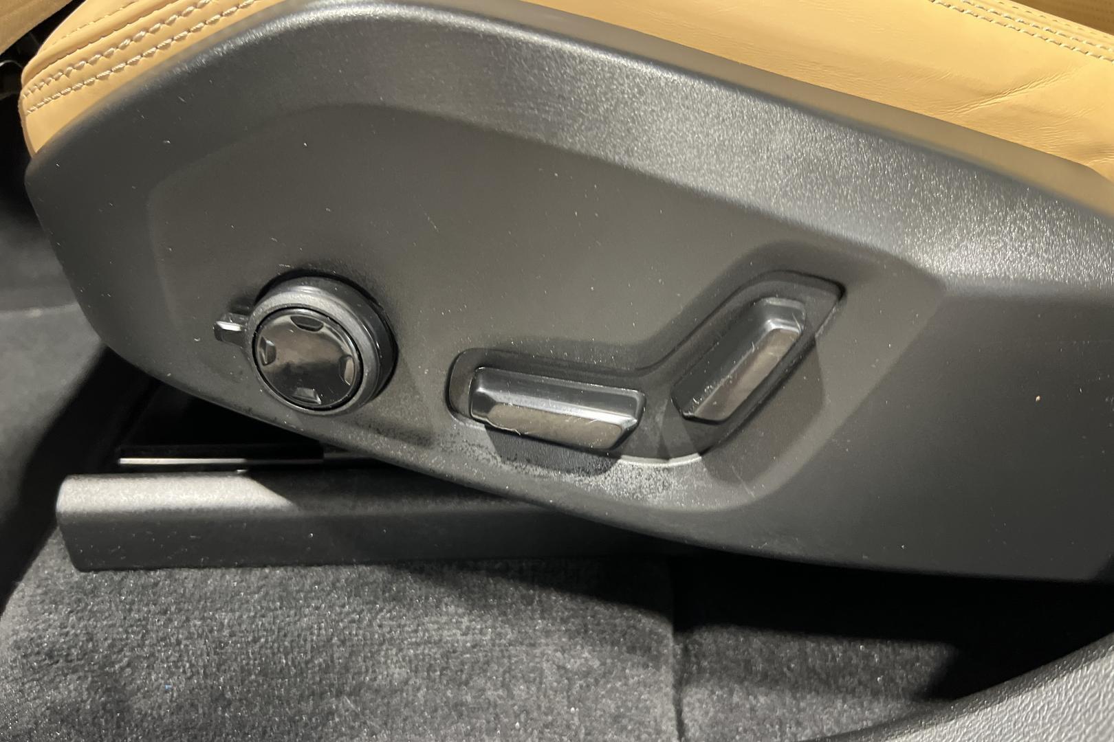 VOLVO XC60 18