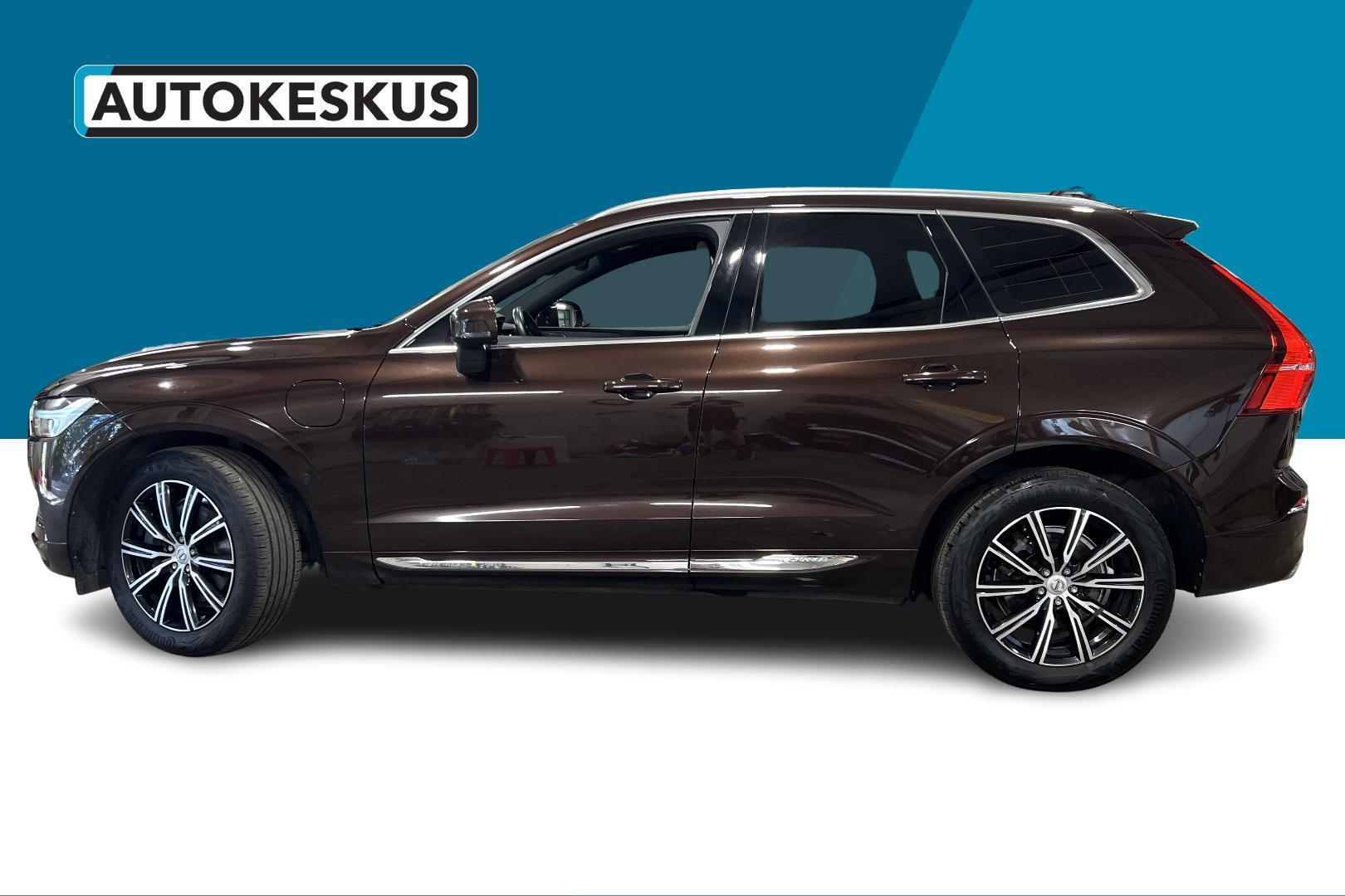 VOLVO XC60 8