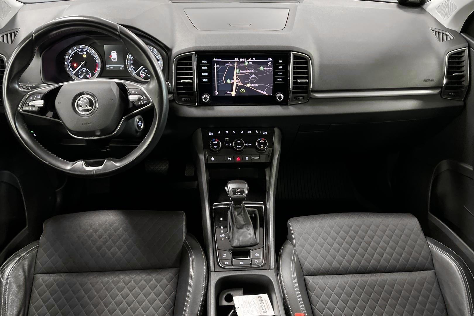 SKODA Karoq 2021