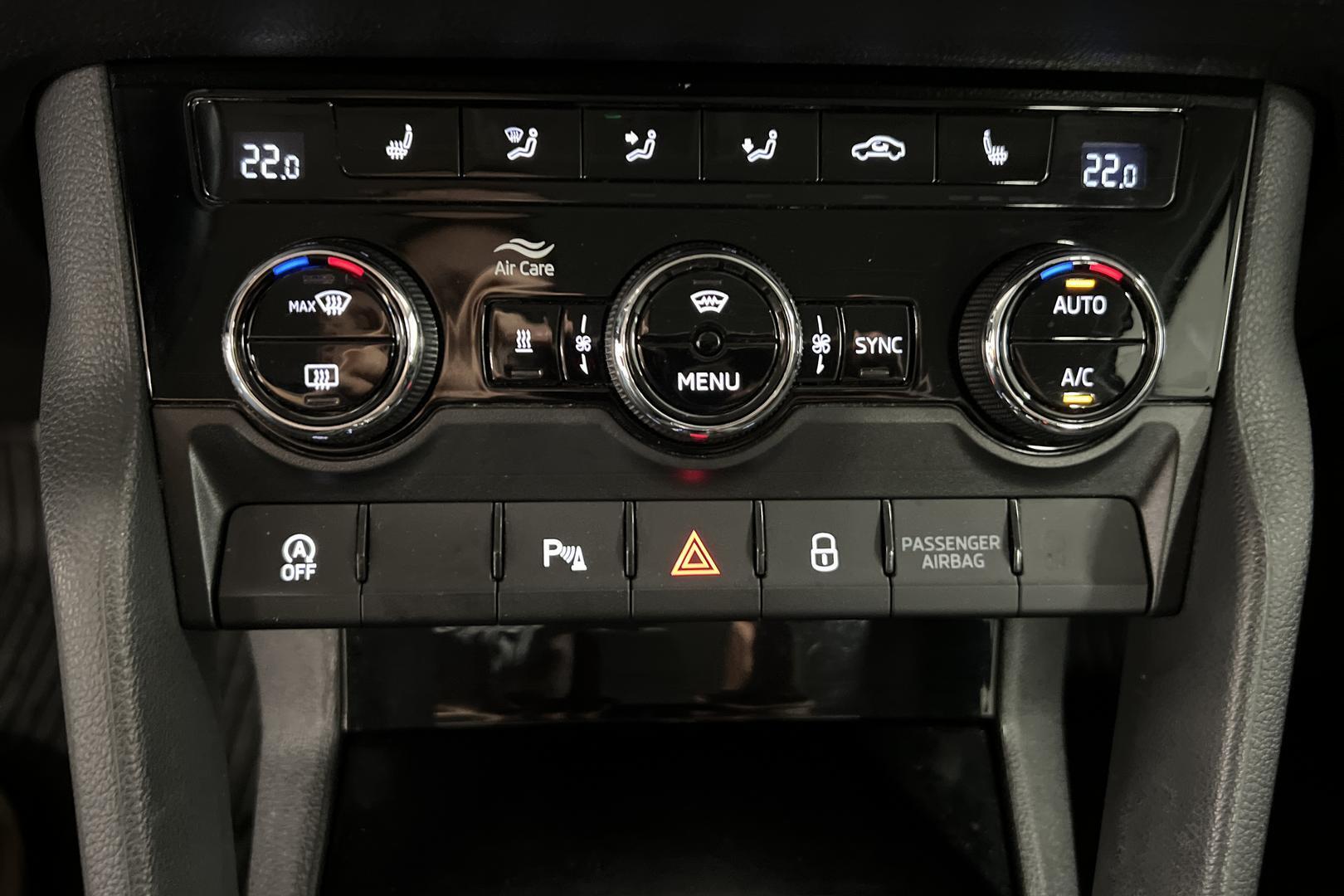 SKODA Karoq 2021