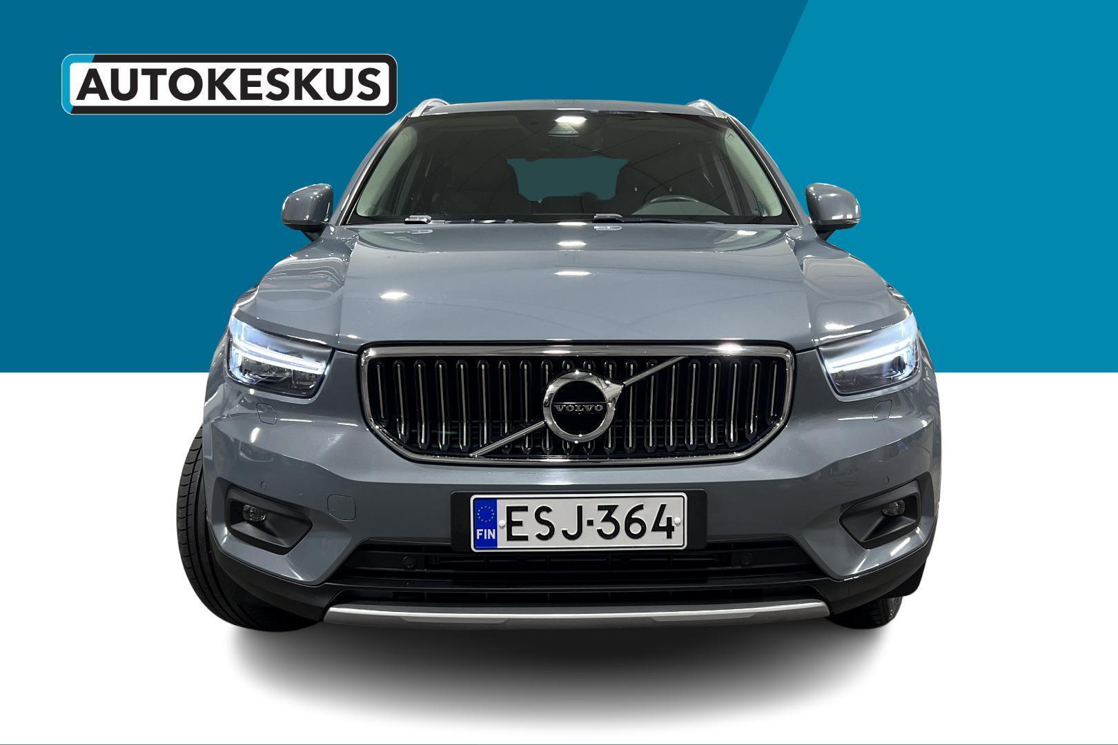 VOLVO XC40 2