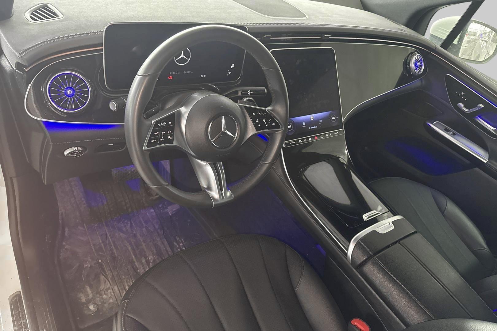 MERCEDES-BENZ EQE 2024