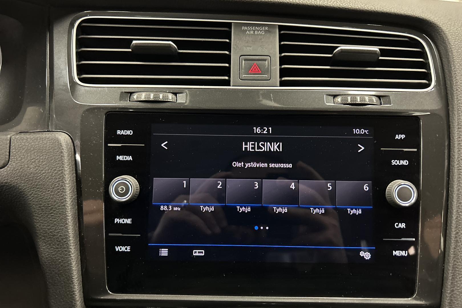 VOLKSWAGEN Golf 2018