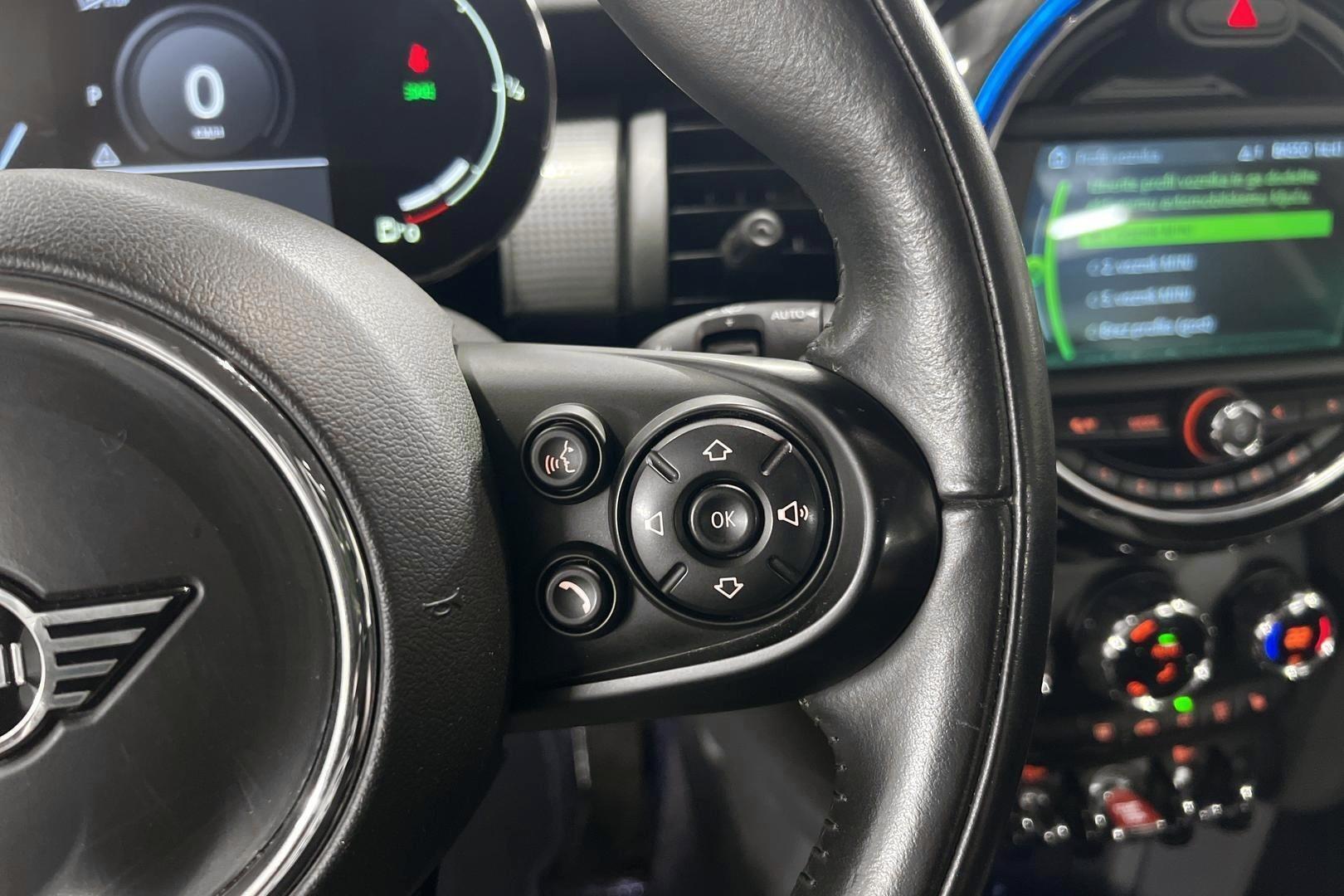MINI Hatchback 2020