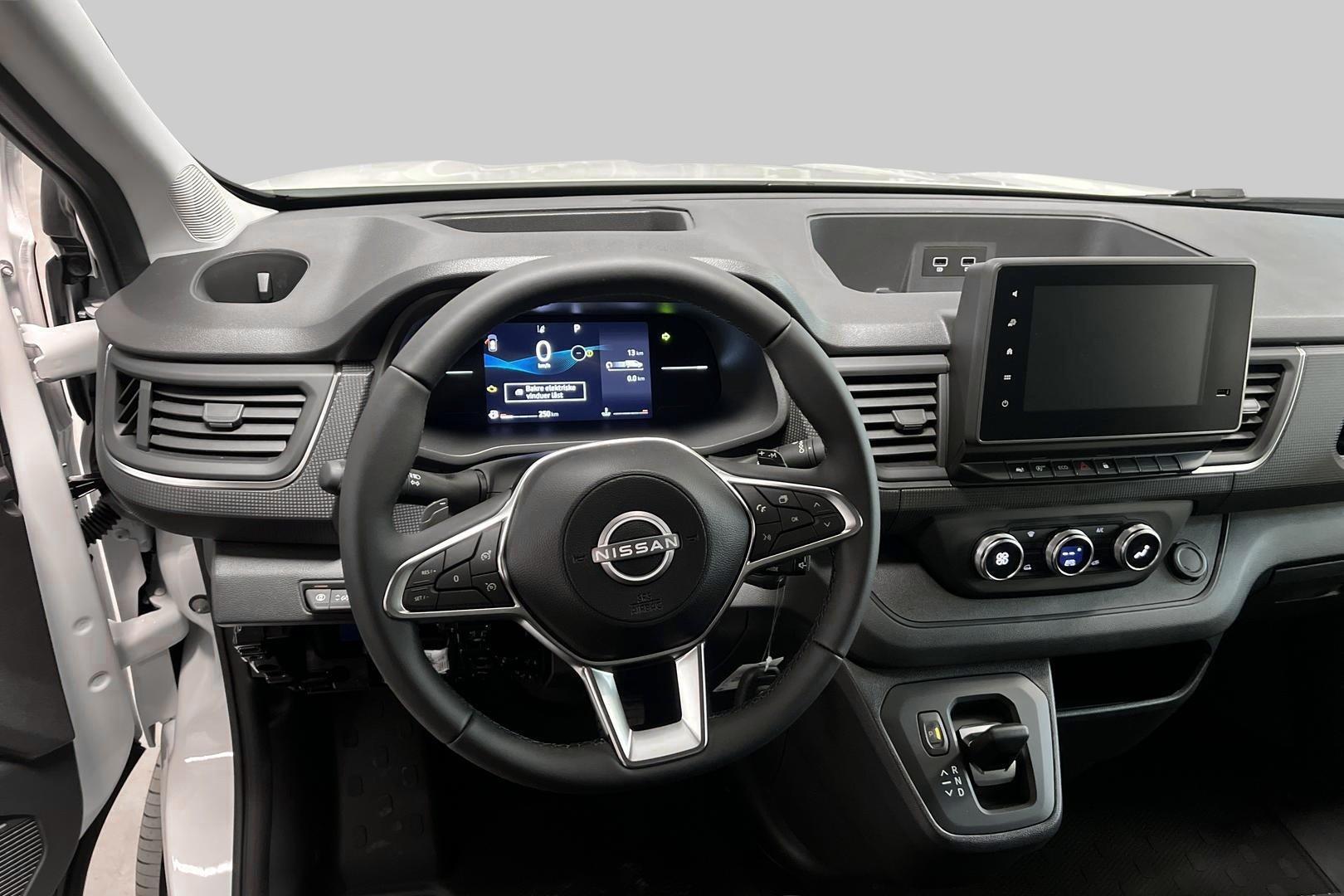 NISSAN Primastar 2025