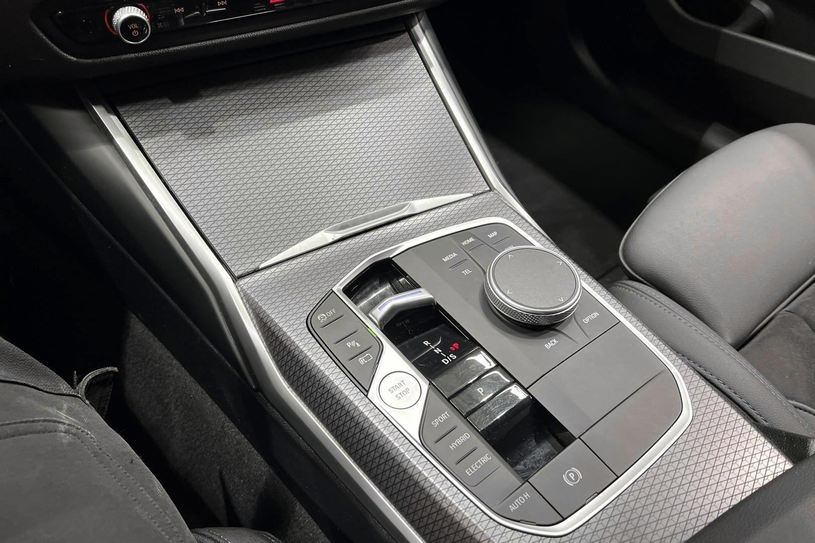 BMW 3-SARJA 22