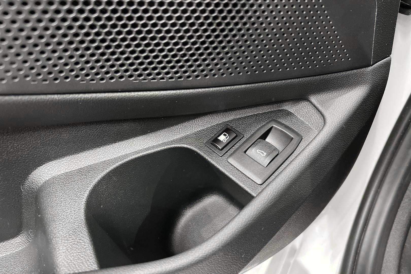 BMW 3-SARJA 30