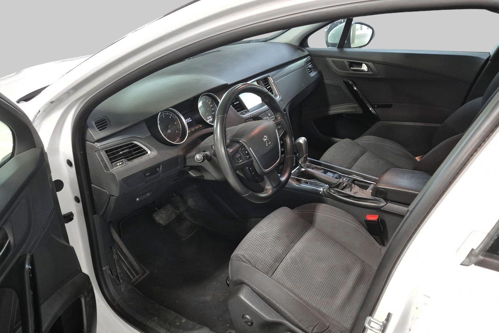 PEUGEOT 508 2018