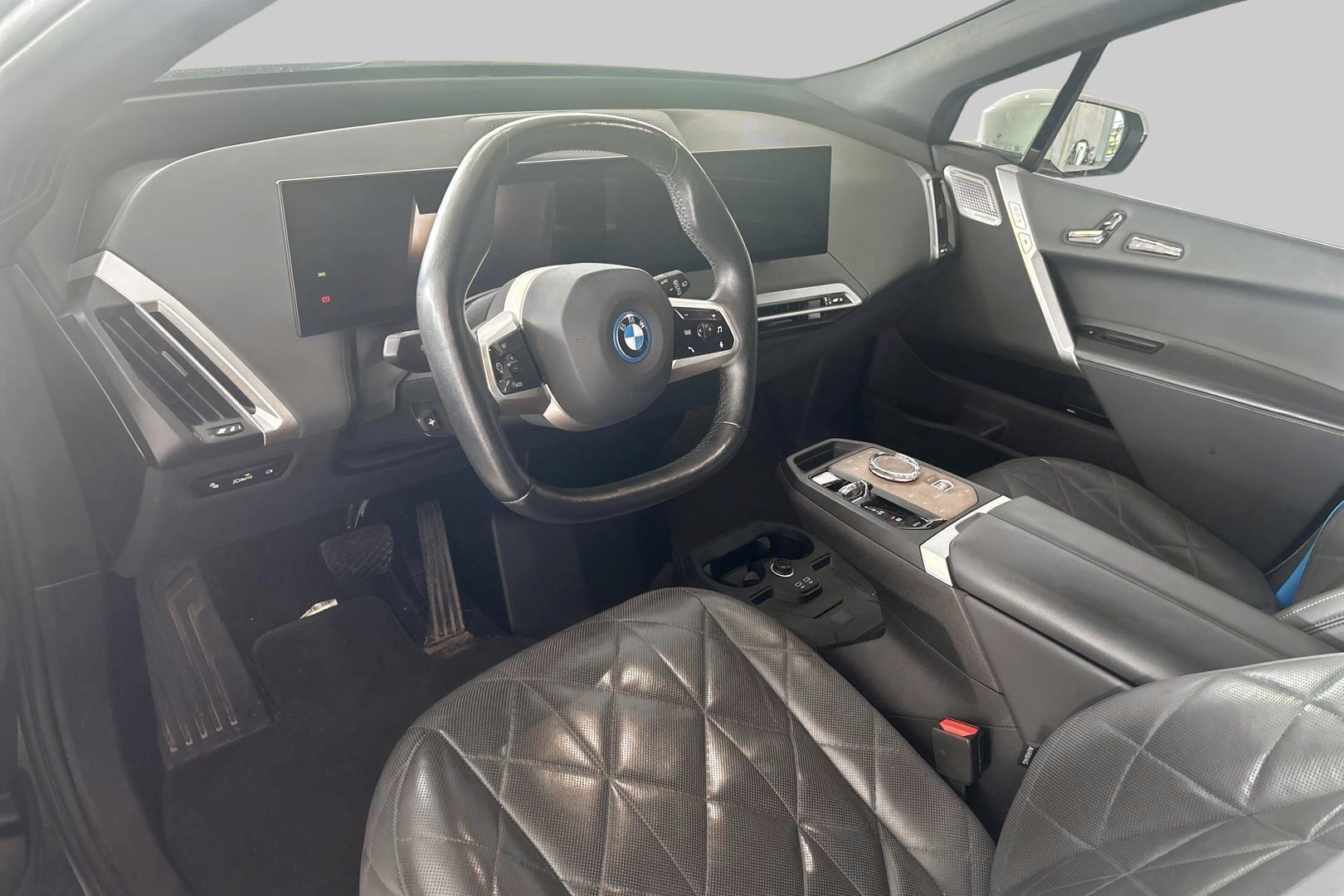 BMW iX 2023