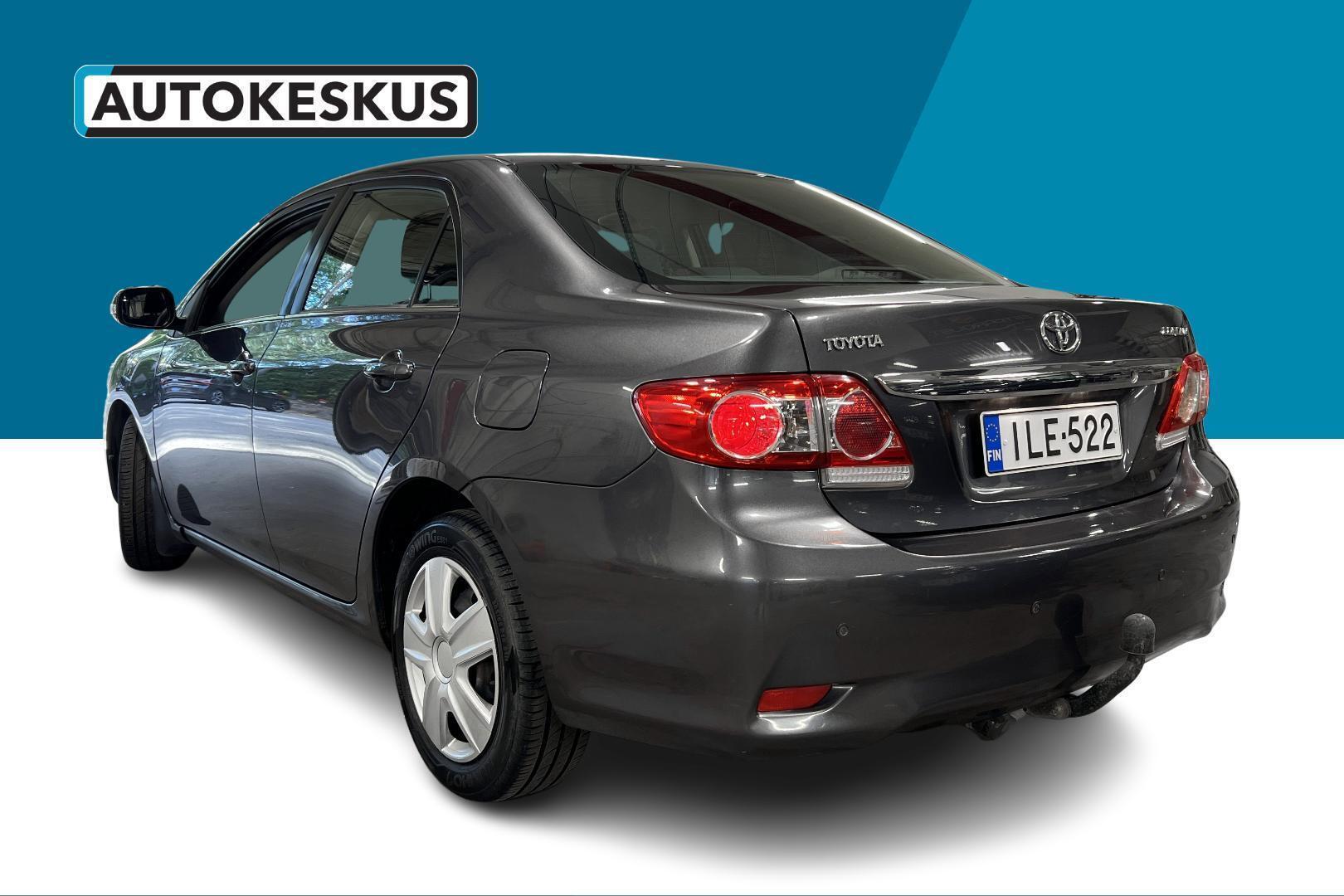 TOYOTA Corolla 7
