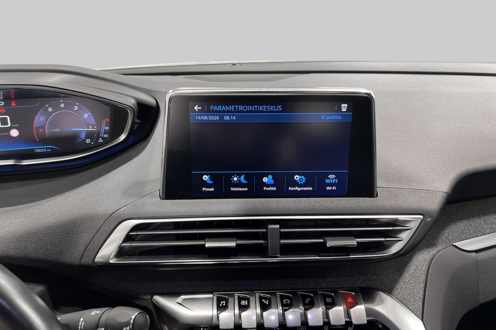 PEUGEOT 3008 21