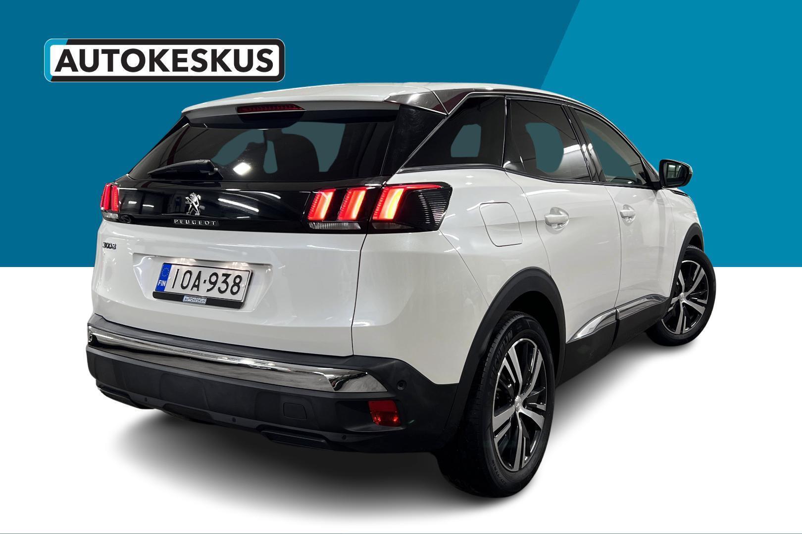 PEUGEOT 3008 5