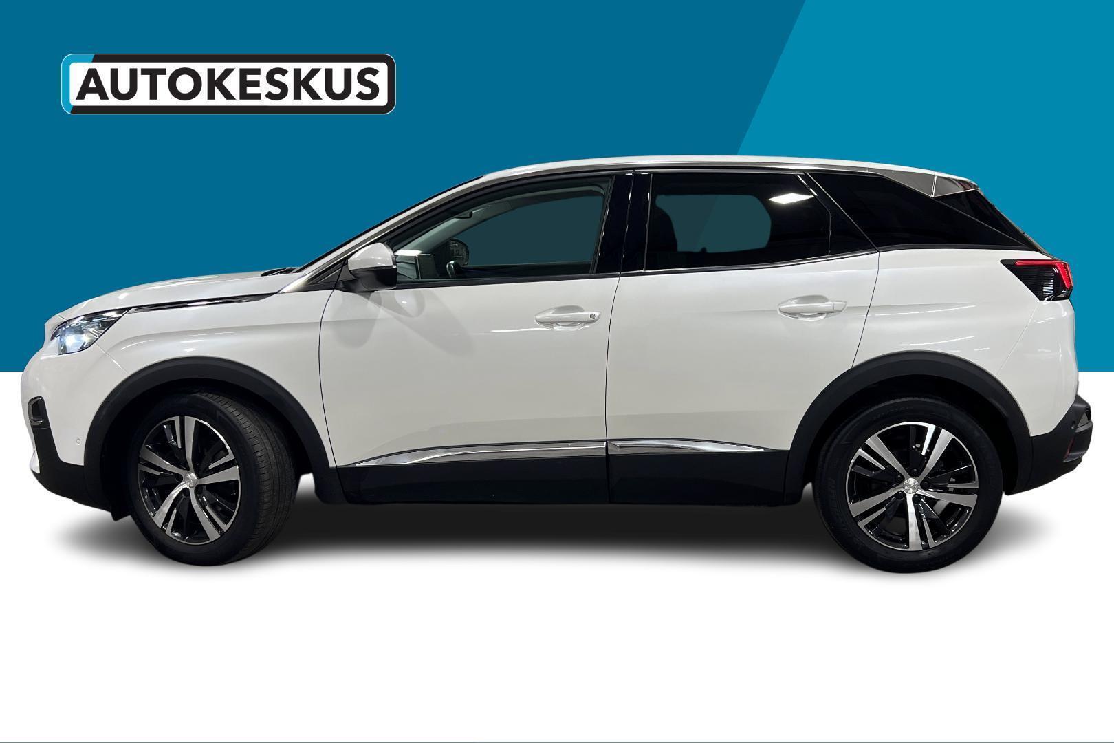 PEUGEOT 3008 8